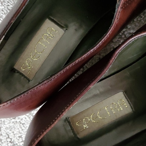 SPECTRA Leather Heeled Slipons - Picture 8 of 12